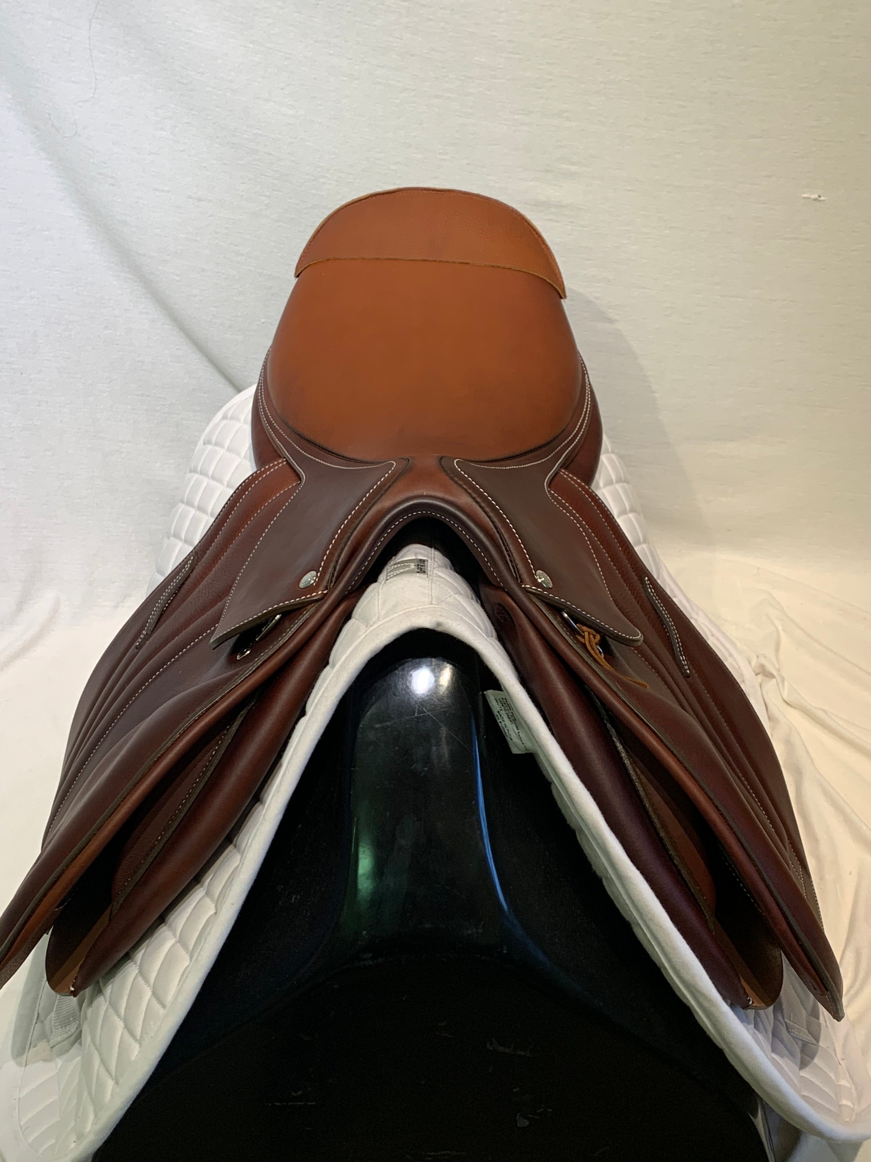 Butet Premium Saddle | 17 M2 | 30366 | Gold