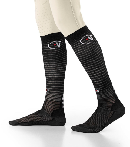 EUZ02V011 | Ego 7 | AIR Unisex Socks | Black |