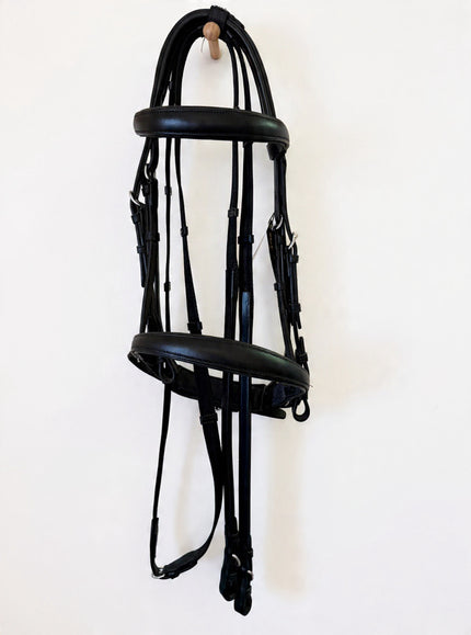 Aramas Dressage Bridle w/ Padded Crank Noseband | 1519 | Black | Cob